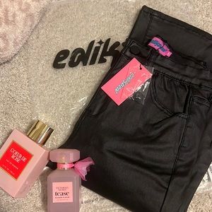 Edikted leather flare pants 🖤🤍